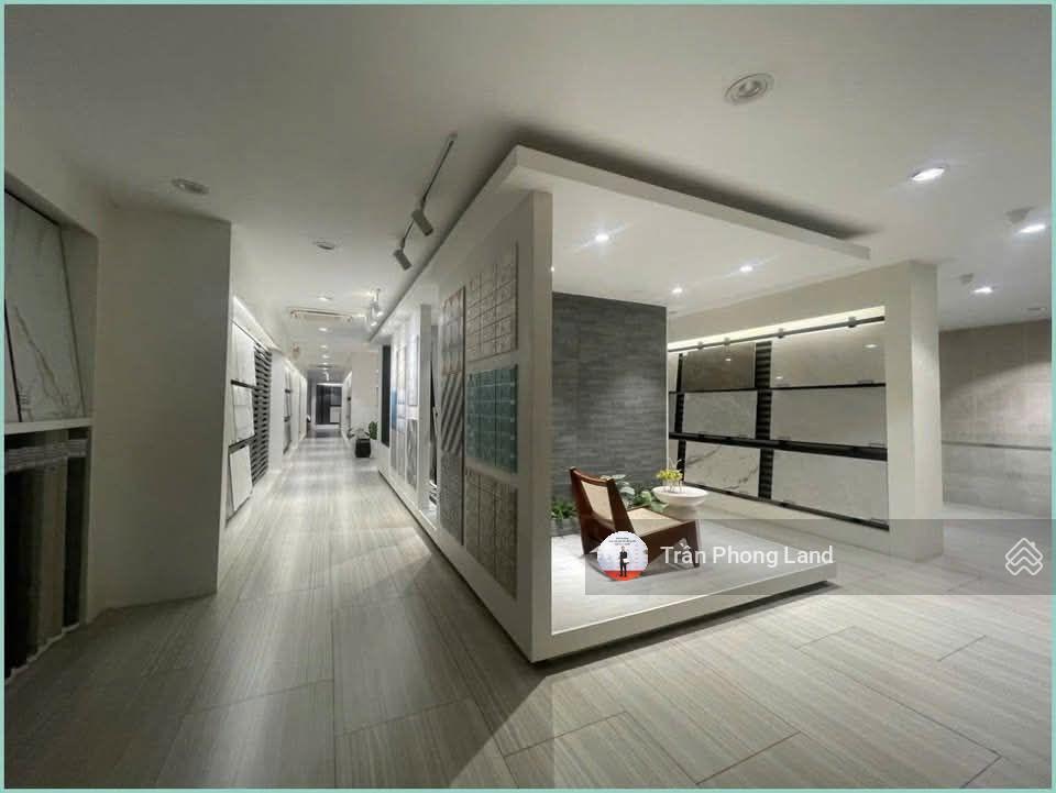 Chính chủ gửi cho thuê nhà mặt tiền 207 tô hiến thành, p13, q10, 12x40m, trệt + lầu, 0908 140 ***