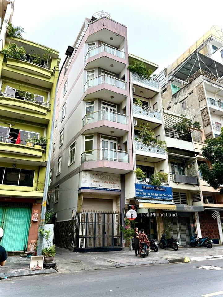 Chính chủ gửi cho thuê nhà góc 2 mặt tiền 19 ký con, p. nguyễn thái bình, q1, 3x19m, 0908 140 ***