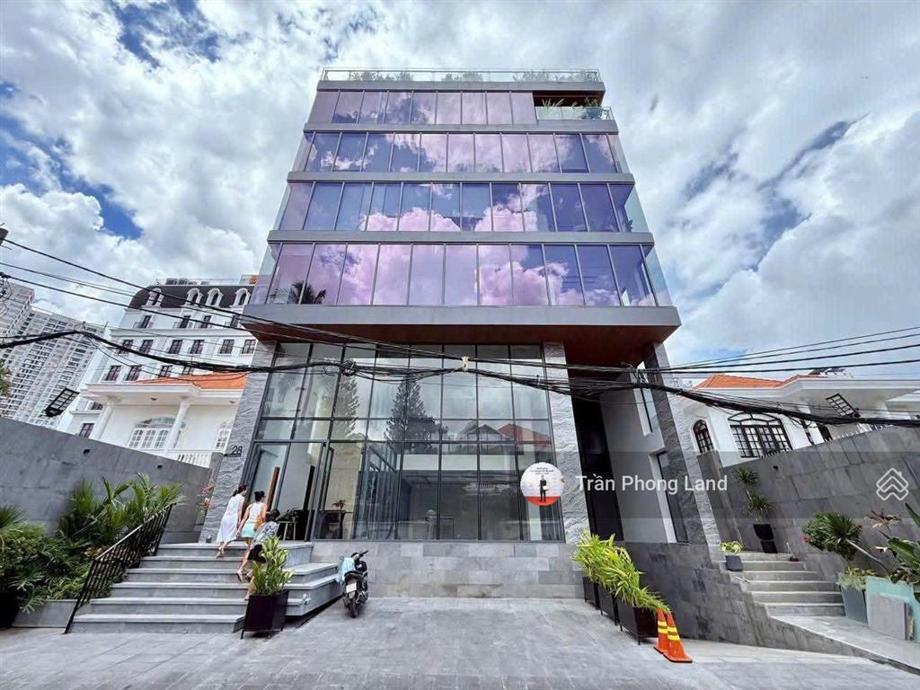 Chính chủ cho thuê nhà mặt tiền 28 đặng hữu phổ, p. thảo điền, q2, 113m2 (tầng trệt), 0908 140 ***