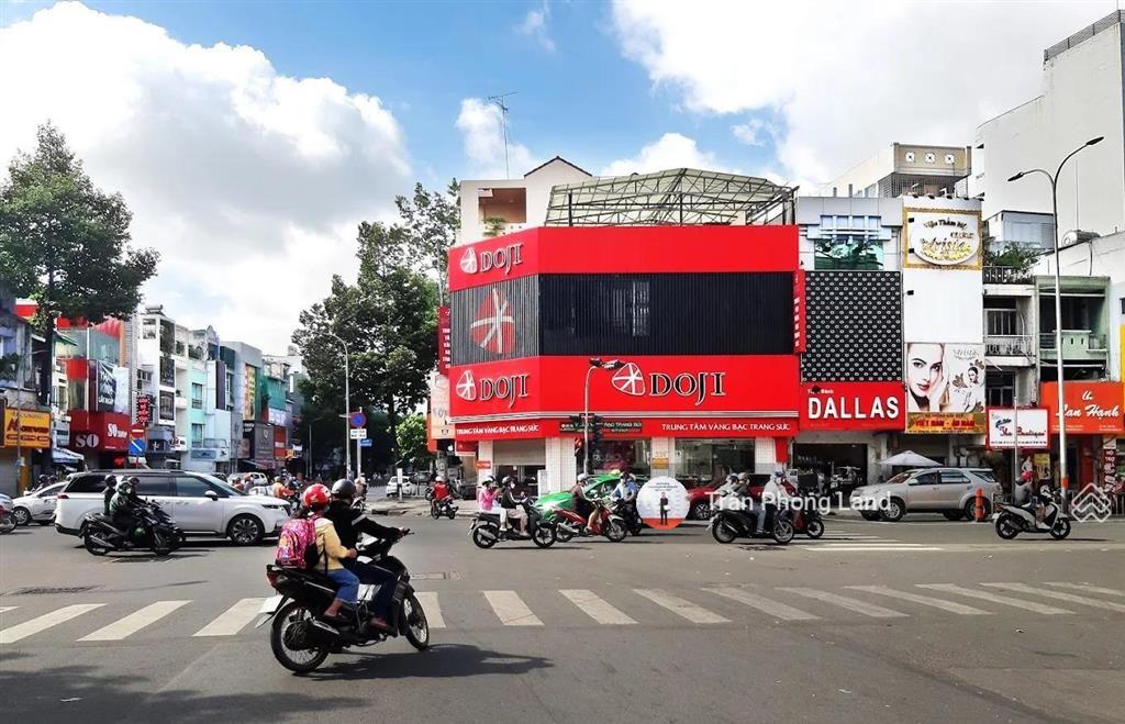 Chính chủ gửi cho thuê nhà góc 2 mặt tiền 231 ba tháng hai, q10, 7.5x12.3m, trệt 2 lầu, 0908 140 ***