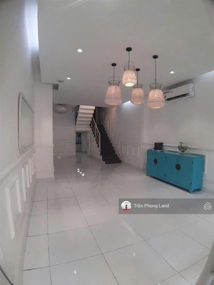 Chính chủ gửi cho thuê nhà mặt tiền 21 trần nhật duật, q1, 4x20m, trệt 3 lầu, 0908 140 ***
