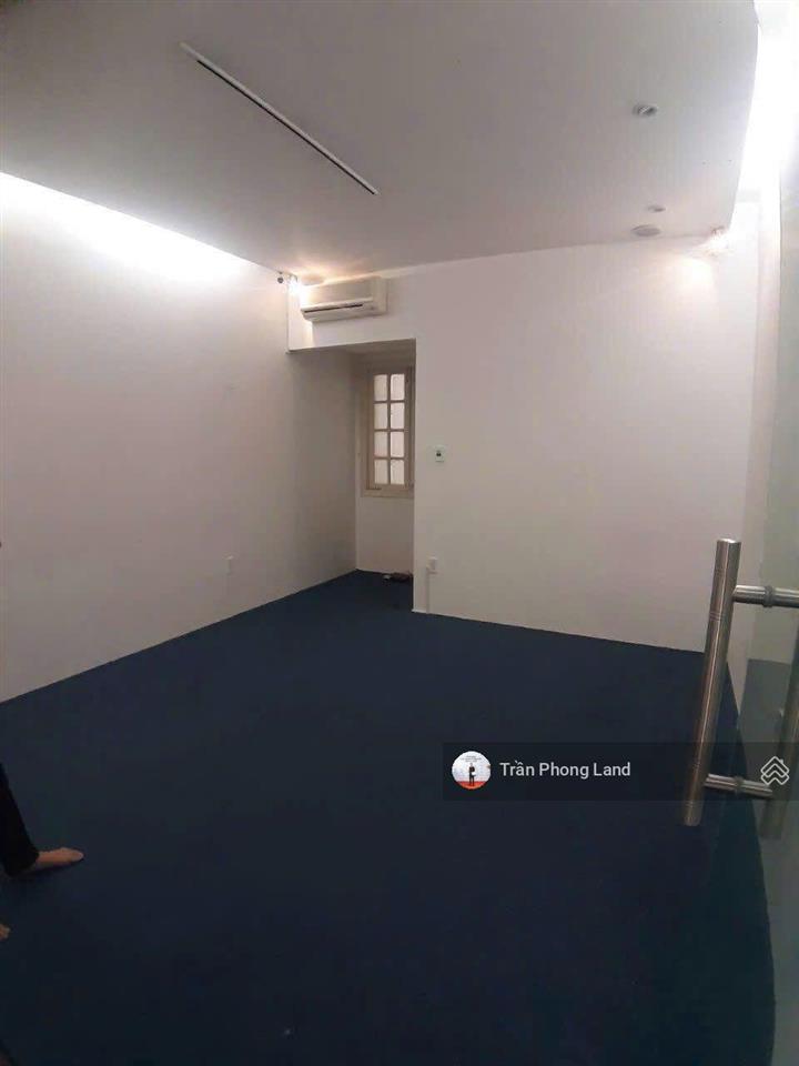 Chính chủ gửi cho thuê nhà mặt tiền 21 trần nhật duật, q1, 4x20m, trệt 3 lầu, 0908 140 ***