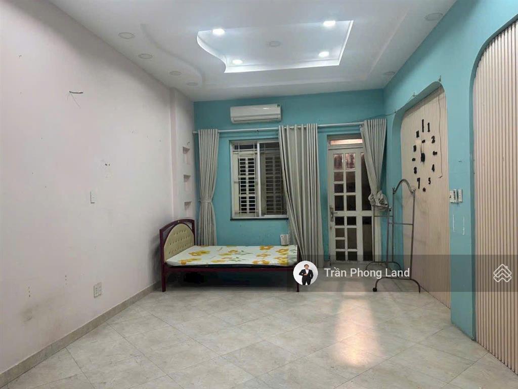 Chính chủ gửi cho thuê nhà mặt tiền 988 trần hưng đạo, p7, q5, 4.1x19m, trệt lửng 3 lầu, 0908 140 ***