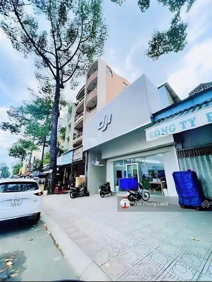 Chính chủ gửi cho thuê nhà mặt tiền 315 lê hồng phong, p2, q10, 13x11m, giá 130tr, 0908 140 ***