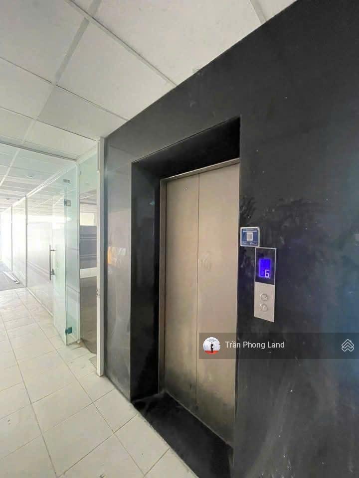 Chính chủ gửi cho thuê nhà hẻm xe hơi 658/5 cách mạng tháng tám, p11, q3, 8x18m, 0908 140 ***