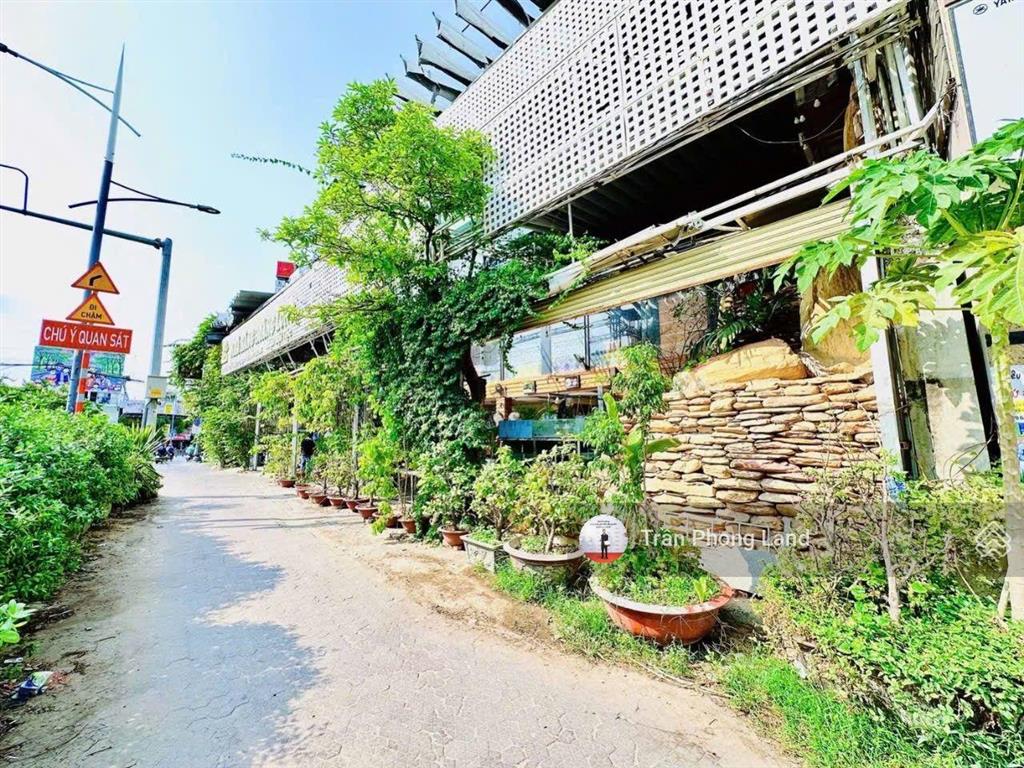 Chính chủ gửi cho thuê nhà góc 2 mặt tiền 456a dương bá trạc, q8, 27x17m, trệt + lầu, 0908 140 ***