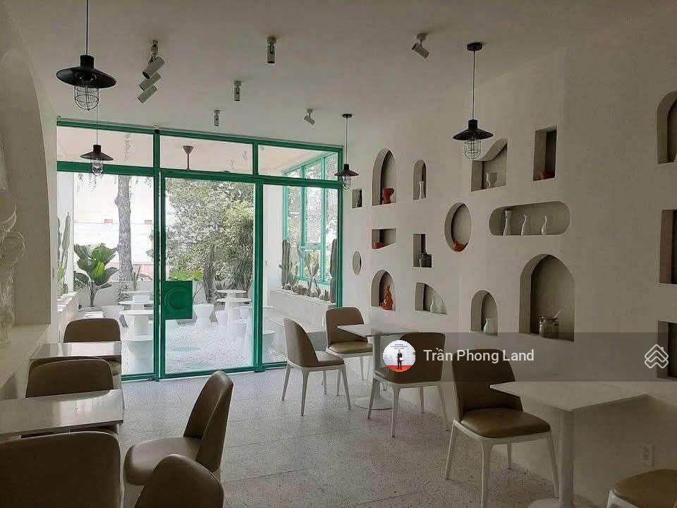 Chính chủ cho thuê nhà mặt tiền 215 nguyễn công trứ, p. nguyễn thái bình, q1, 4.3x20m, 0908 140 ***