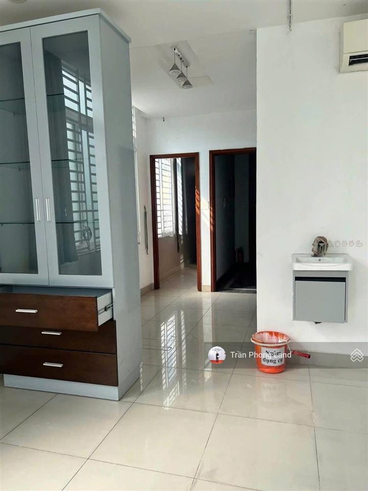 Chính chủ gửi cho thuê nhà mặt tiền 34 thành thái, p12, q10, 4.5x16m, trệt lửng 4 lầu, 0908 140 ***