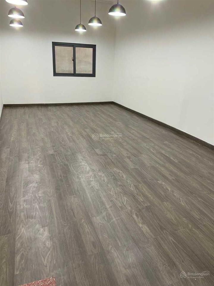 Chính chủ cho thuê nhà mặt tiền 322 trần hưng đạo, p. nct, q1, 4.1x17m, trệt 3 lầu, 0908 140 ***