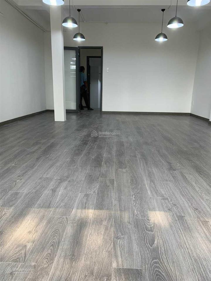 Chính chủ cho thuê nhà mặt tiền 322 trần hưng đạo, p. nct, q1, 4.1x17m, trệt 3 lầu, 0908 140 ***