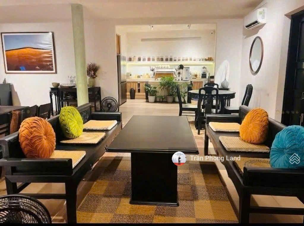 Chính chủ gửi cho thuê nhà mặt tiền 23c lê văn miến, p. thảo điền, q2, 11x20m, 0908 140 ***