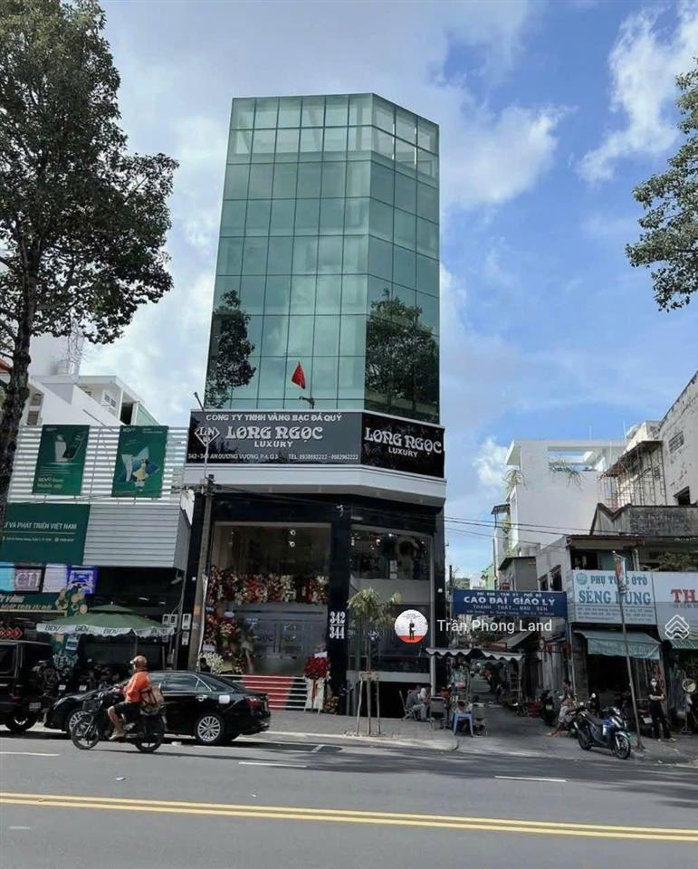 Chính chủ gửi cho thuê nhà góc 2 mặt tiền 342344 an dương vương, p4, q5, 9x20m, 0908 140 ***