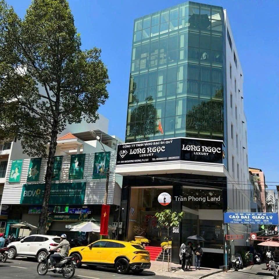 Chính chủ gửi cho thuê nhà góc 2 mặt tiền 342344 an dương vương, p4, q5, 9x20m, 0908 140 ***