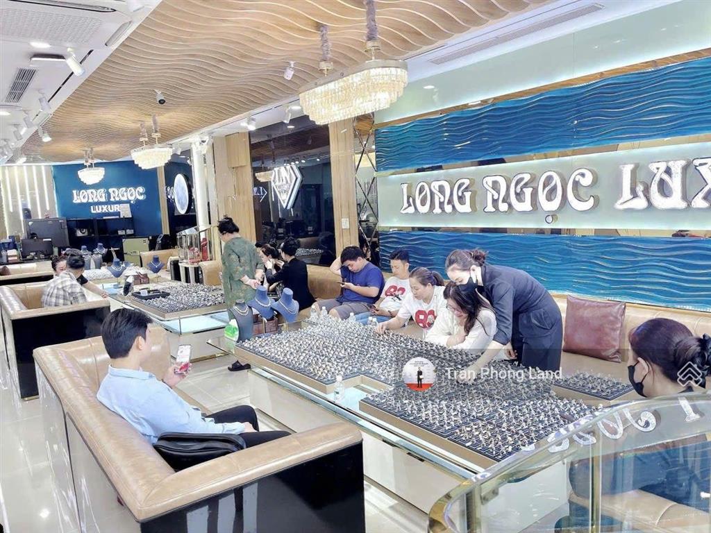 Chính chủ gửi cho thuê nhà góc 2 mặt tiền 342344 an dương vương, p4, q5, 9x20m, 0908 140 ***