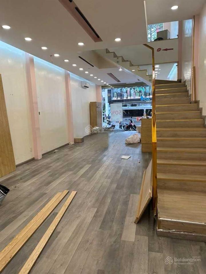 Chính chủ gửi cho thuê nhà mặt tiền 242 nguyễn trãi, p3, q5, 5x15m trệt 2 lầu, giá 65tr, 0908 140 ***