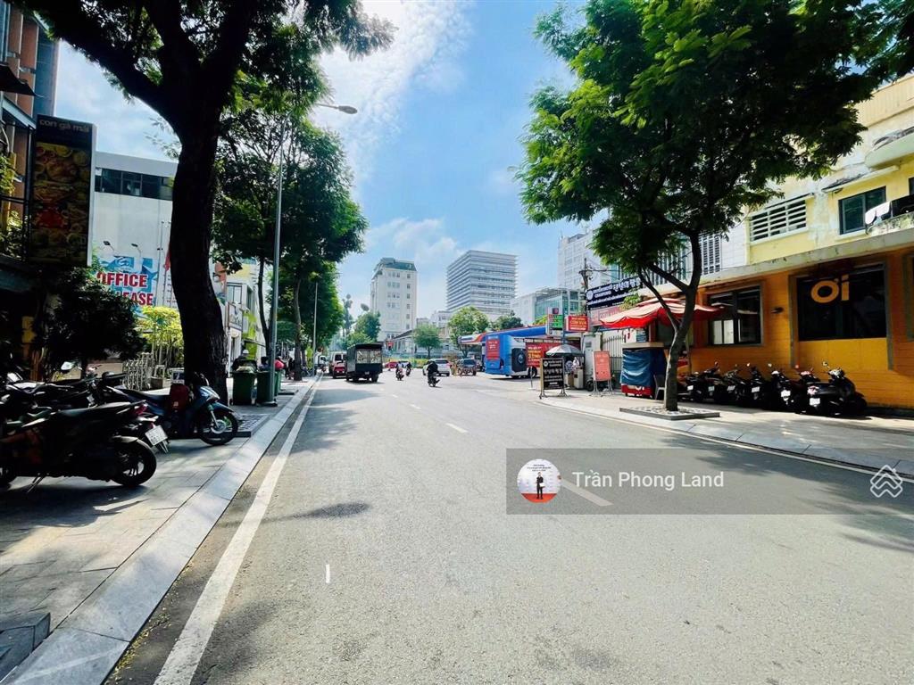 Chính chủ cho thuê nhà mặt tiền 2020b trần cao vân, q1, 20x11m, hầm trệt lửng 4 lầu, 0908 140 ***