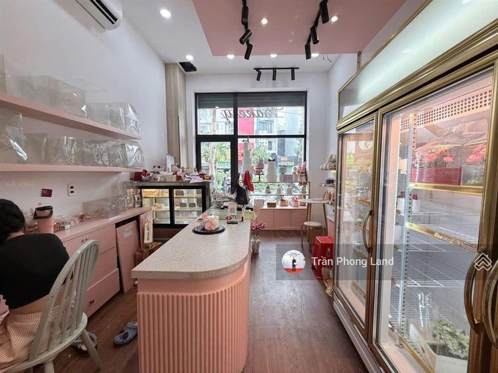 Chính chủ gửi cho thuê nhà mặt tiền 81 phan xích long, p2, q.phú nhuận, 4x17m, 0908 140 ***