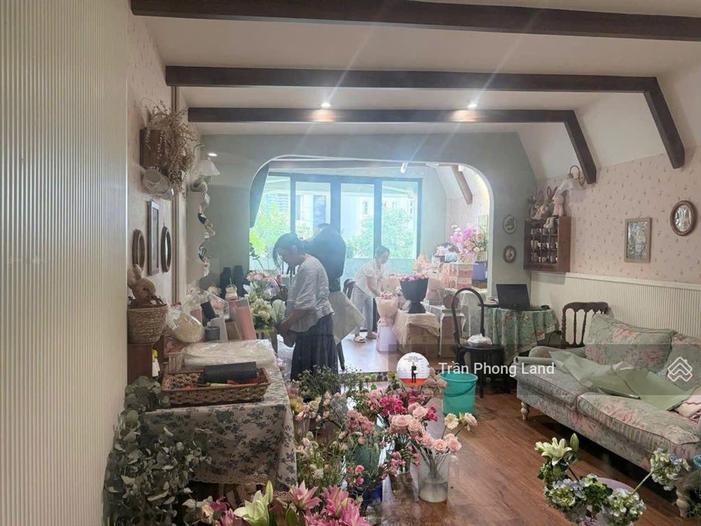 Chính chủ gửi cho thuê nhà mặt tiền 81 phan xích long, p2, q.phú nhuận, 4x17m, 0908 140 ***
