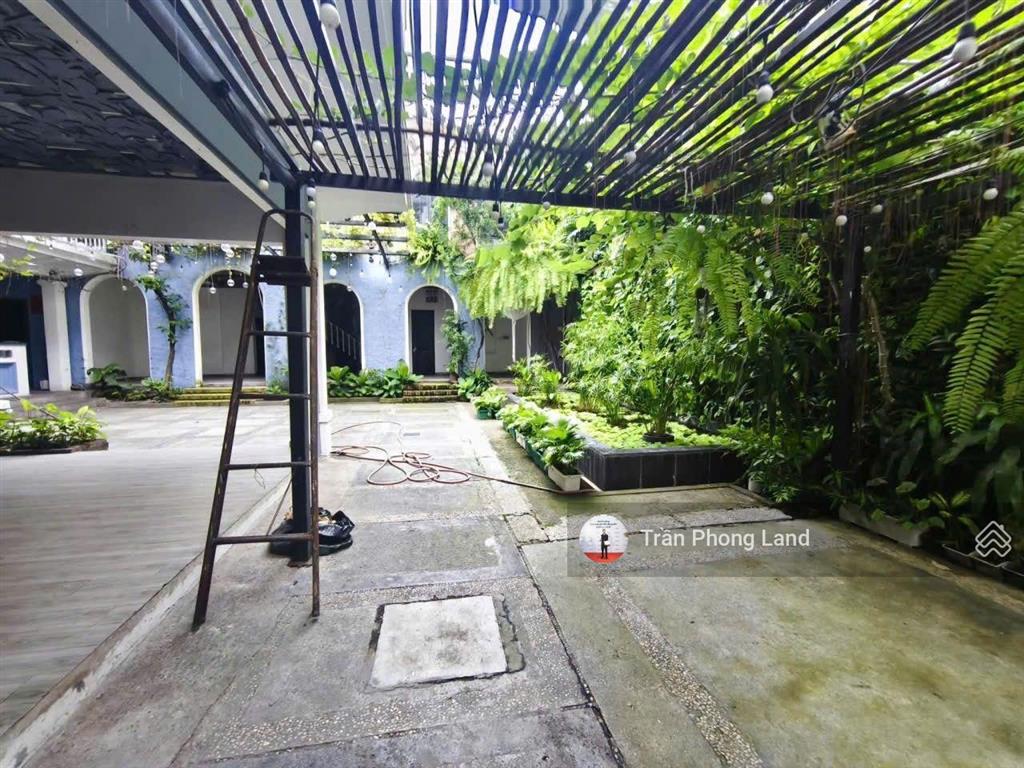 Chính chủ gửi cho thuê biệt thự 28a trần cao vân, p12, q. phú nhuận, 28x20m, trệt + lầu, 0908 140 ***