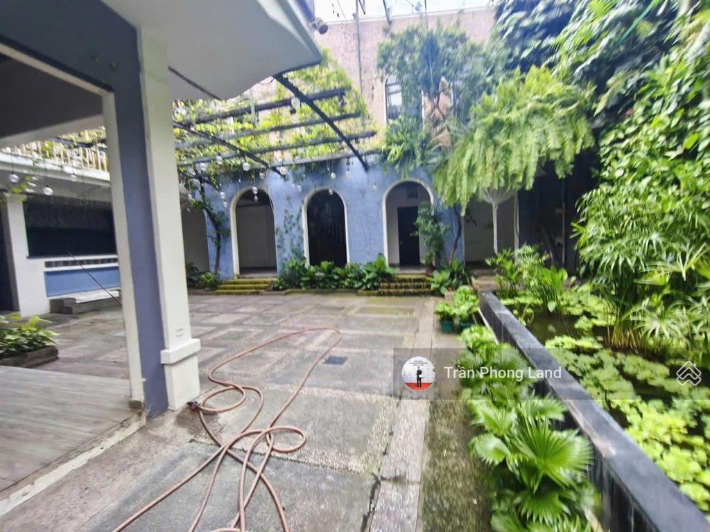 Chính chủ gửi cho thuê biệt thự 28a trần cao vân, p12, q. phú nhuận, 28x20m, trệt + lầu, 0908 140 ***