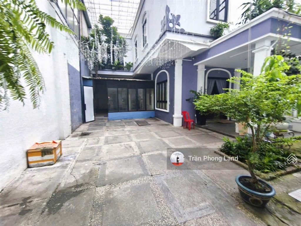 Chính chủ gửi cho thuê biệt thự 28a trần cao vân, p12, q. phú nhuận, 28x20m, trệt + lầu, 0908 140 ***