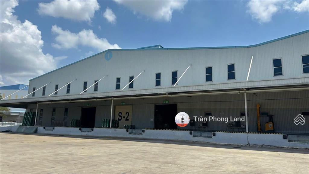 Chính chủ gửi cho thuê kho lock & lock đường số 6, kcn long hậu, long an, 5000m2, 0908 140 ***
