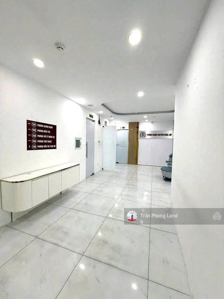 Chính chủ gửi cho thuê nhà mặt tiền 6969a ba tháng hai, p11, q10, 8.6(10)x16m, 0908 140 ***