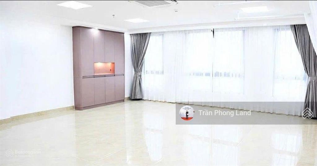 Chính chủ gửi cho thuê nhà mặt tiền 6969a ba tháng hai, p11, q10, 8.6(10)x16m, 0908 140 ***