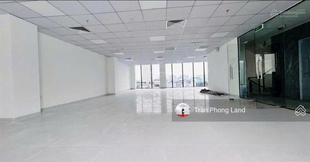 Chính chủ gửi cho thuê nhà mặt tiền 6969a ba tháng hai, p11, q10, 8.6(10)x16m, 0908 140 ***
