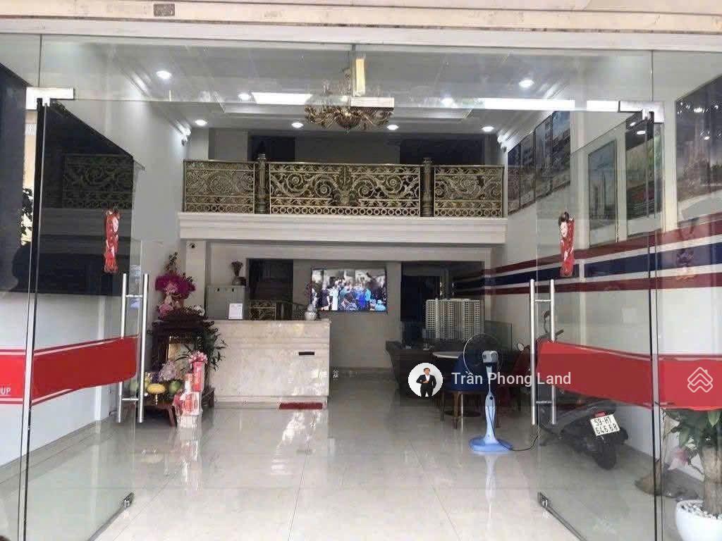 Chính chủ cho thuê nhà mặt tiền 136h nguyễn tri phương, q5, 5.5x20m, trệt lửng 3 lầu, 0908 140 ***