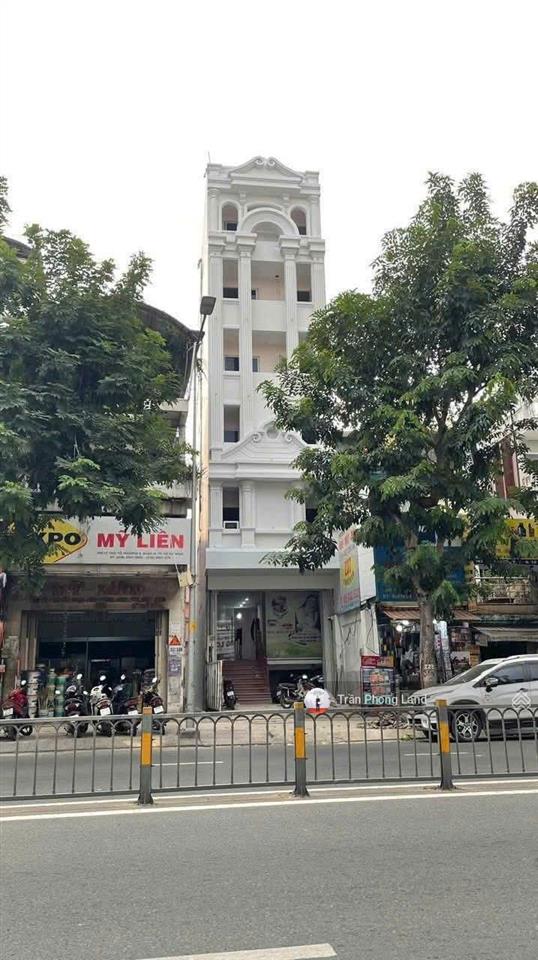 Chính chủ gửi cho thuê nhà mặt tiền 237239 lý thái tổ, p9, q10, 5.1x22m, hầm 6 lầu, 0908 140 ***