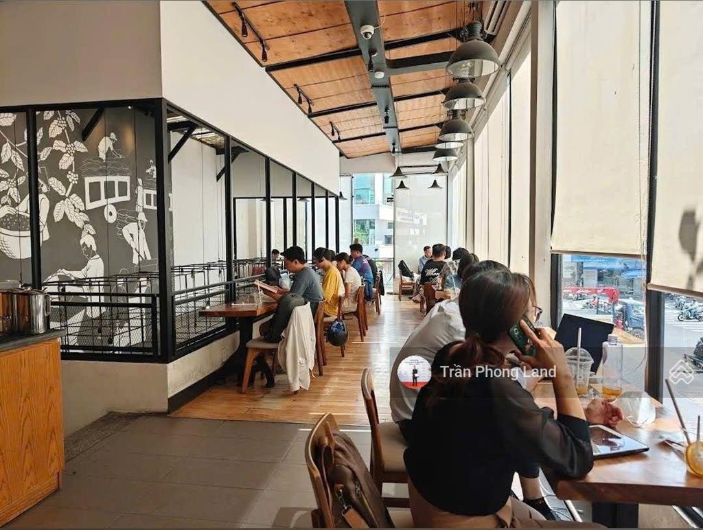 Chính chủ gửi cho thuê nhà 3 mặt tiền 572 ba tháng hai, p14, q10, 4.5x28m, trệt + lầu, 0908 140 ***
