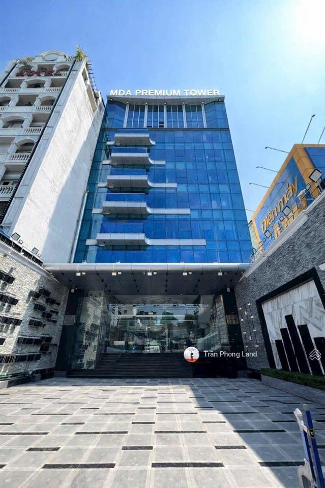 Chính chủ gửi bán nhà mặt tiền 546548 cách mạng tháng tám, p11, q3, 15(24)x36m, 668m2, 0938 140 ***