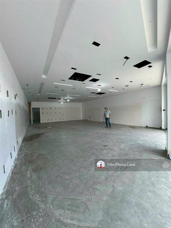 Chính chủ cho thuê nhà mặt tiền 262 phạm văn chiêu, p9, q. gò vấp, 9.83x30.6m, 270.7m2, 0908 140 ***