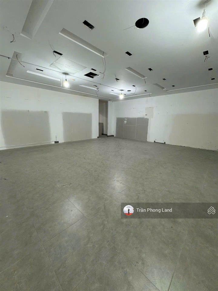 Chính chủ cho thuê nhà mặt tiền 262 phạm văn chiêu, p9, q. gò vấp, 9.83x30.6m, 270.7m2, 0908 140 ***