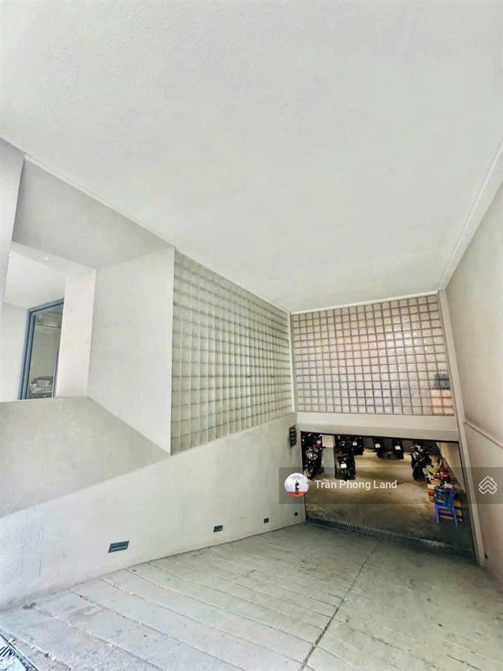 Chính chủ gửi cho thuê nhà mặt tiền 111315 hoa lan, q. phú nhuận, 12x16m, hầm 4 lầu, 0908 140 ***