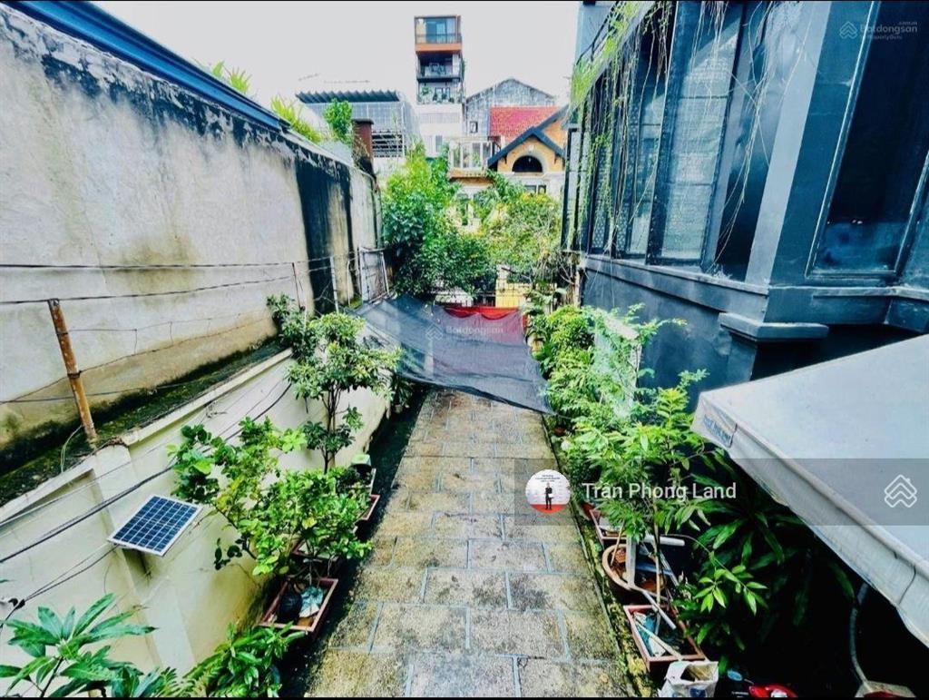 Chính chủ gửi cho thuê nhà mặt tiền 17 nguyễn thị diệu, quận 3, 7(10)x33m, trệt + lầu, 0908 140 ***