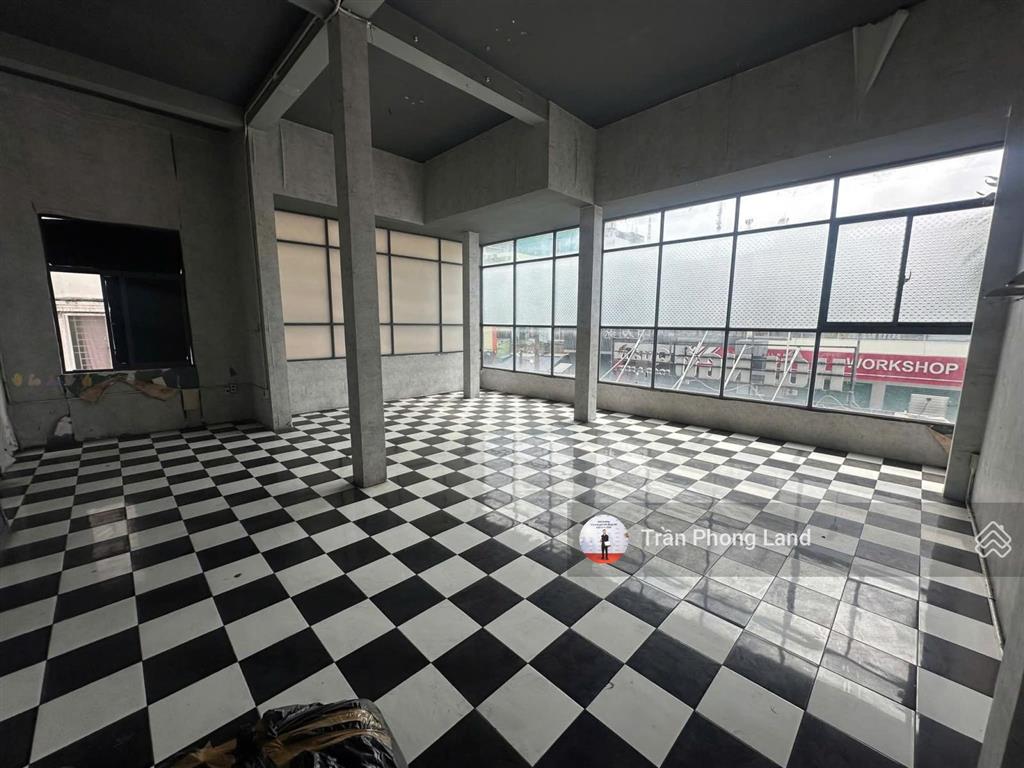 Chính chủ gửi cho thuê nhà góc 2 mặt tiền 175 nguyễn biểu, p2, q5, 7x10m, trệt 4 lầu, 0908 140 ***