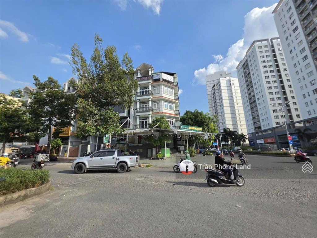 Chính chủ gửi cho thuê nhà góc 2 mặt tiền 81 ngô thị bì  hoàng trọng mậu, q7, 10x20m, 0908 140 ***