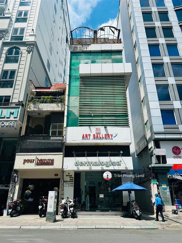 Chính chủ gửi cho thuê nhà mặt tiền 66c phó đức chính, q1, 5x18m, trệt 3 lầu, 0908 140 ***
