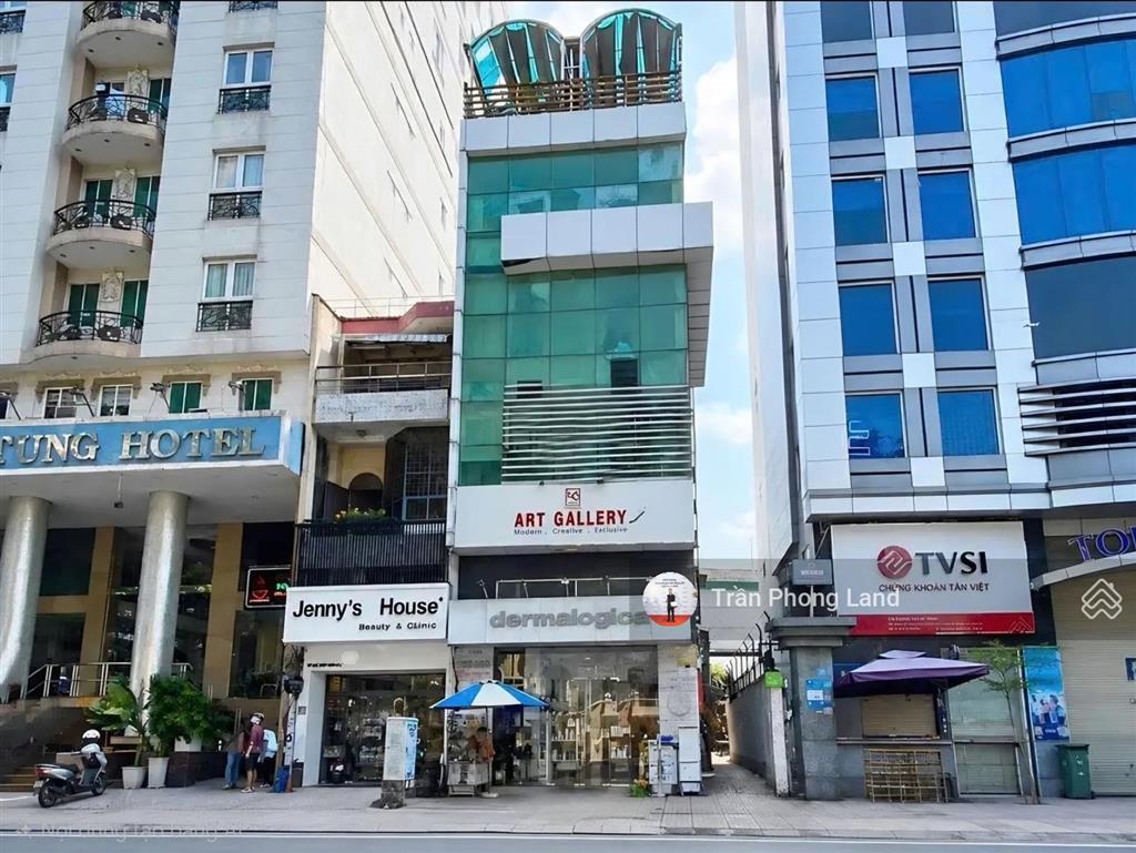 Chính chủ gửi cho thuê nhà mặt tiền 66c phó đức chính, q1, 5x18m, trệt 3 lầu, 0908 140 ***