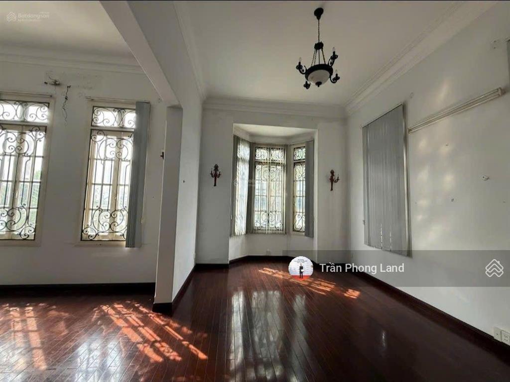 Chính chủ gửi cho thuê nhà mặt tiền 56 ngô quang huy, p. thảo điền, q2, 16.2x40m, 0908 140 ***