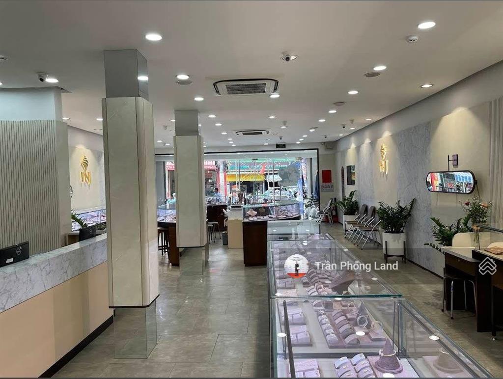 Chính chủ gửi cho thuê nhà mặt tiền 281 lê văn việt, p. hiệp phú, q9, 7.45(11.42)x26m, 0908 140 ***