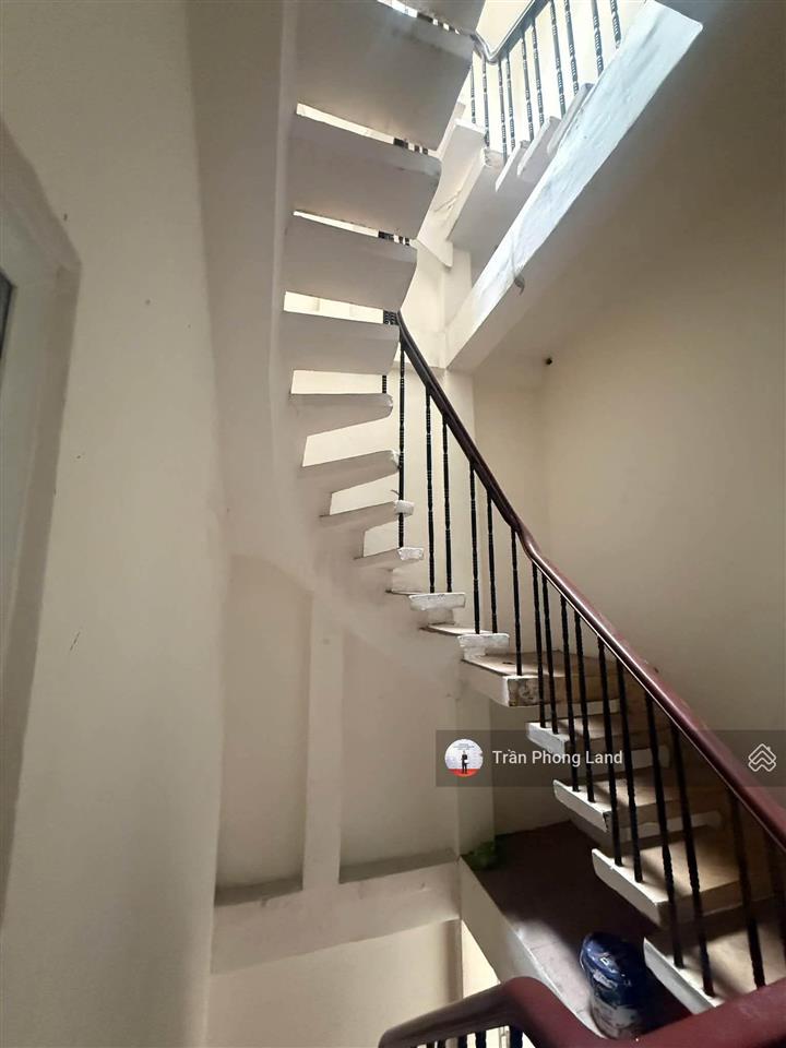 Chính chủ gửi cho thuê nhà mặt tiền 271 nguyễn trãi, p2, q5, 3.5x13.5m, trệt lửng 3 lầu, 0908 140 ***