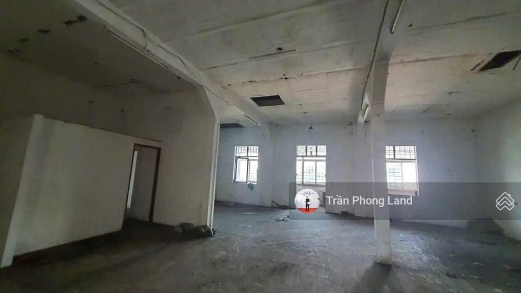 Chính chủ gửi cho thuê nhà mặt tiền 599605 bến bình đông, p13, q8, 18x43m, trệt + lầu, 0908 140 ***
