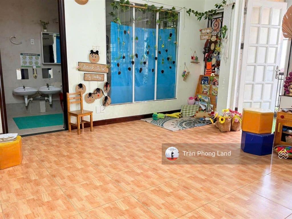 Chính chủ gửi cho thuê nhà mặt tiền số 6 nguyễn văn mại, p4, q. tân bình, 8.4x24m, 0908 140 ***