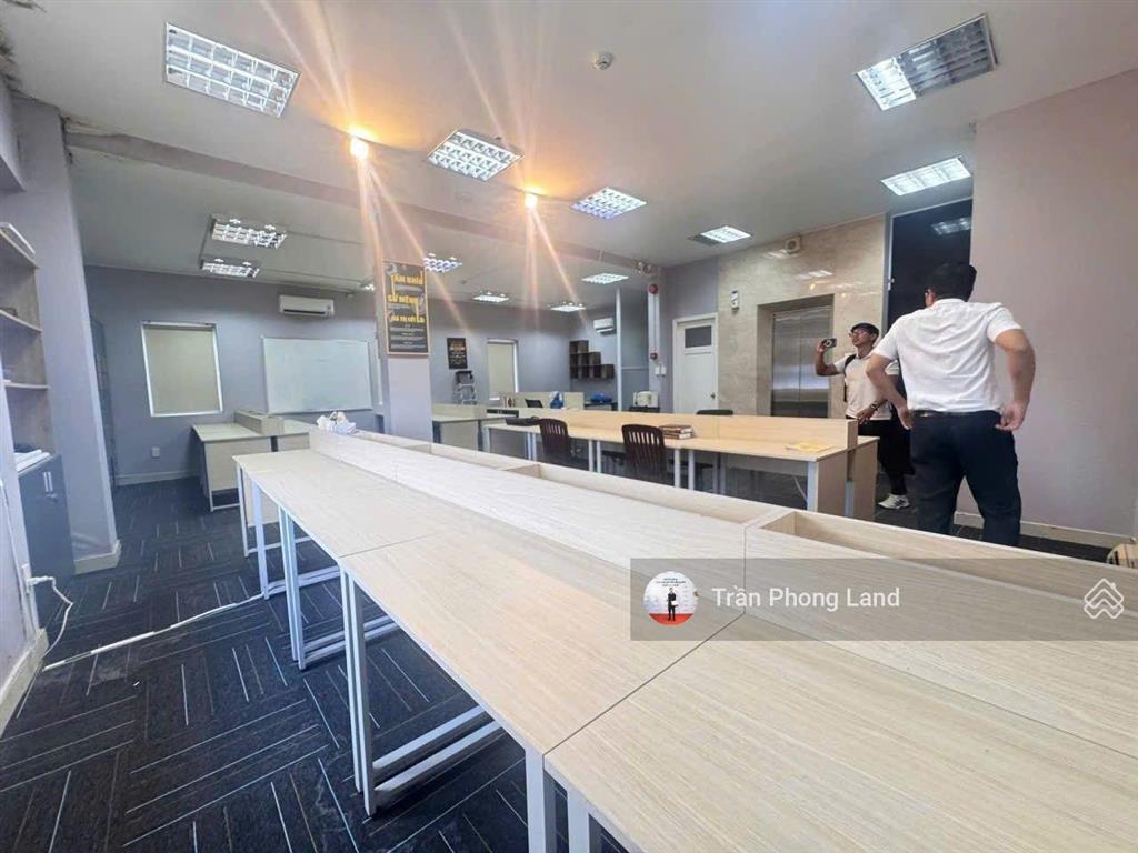 Chính chủ gửi cho thuê nhà góc 2 mặt tiền 152 cao đức lân, p. an phú, q2, 12x20m, 0908 140 ***