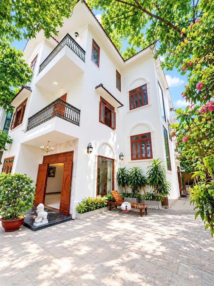 Chính chủ gửi cho thuê nhà mặt tiền 24 sông nhuệ, p2, q. tân bình, 18x19m, trệt 2 lầu, 0908 140 ***