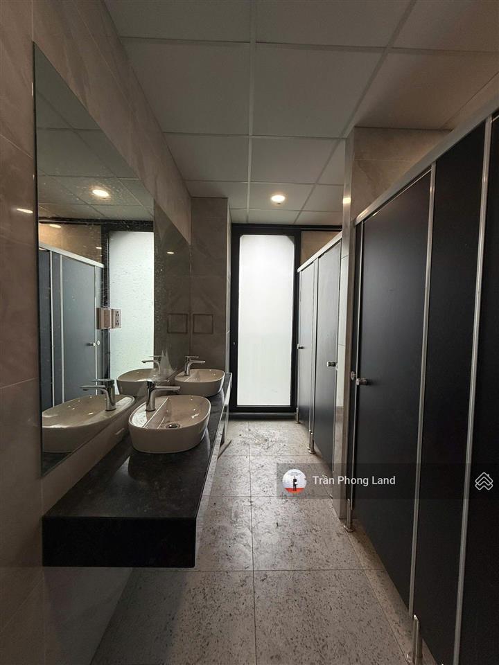 Chính chủ gửi cho thuê nhà mặt tiền số 8 lê hiến mai, p. thạnh mỹ lợi, q2, 16.2x20m, 0908 140 ***
