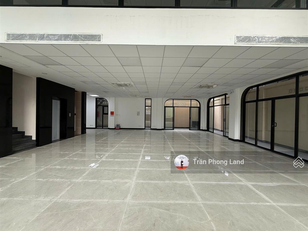Chính chủ gửi cho thuê nhà mặt tiền số 8 lê hiến mai, p. thạnh mỹ lợi, q2, 16.2x20m, 0908 140 ***